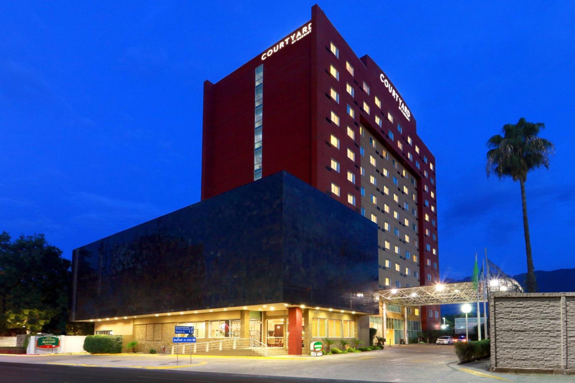 Courtyard Monterrey San Jeronimo Hotel Екстериор снимка