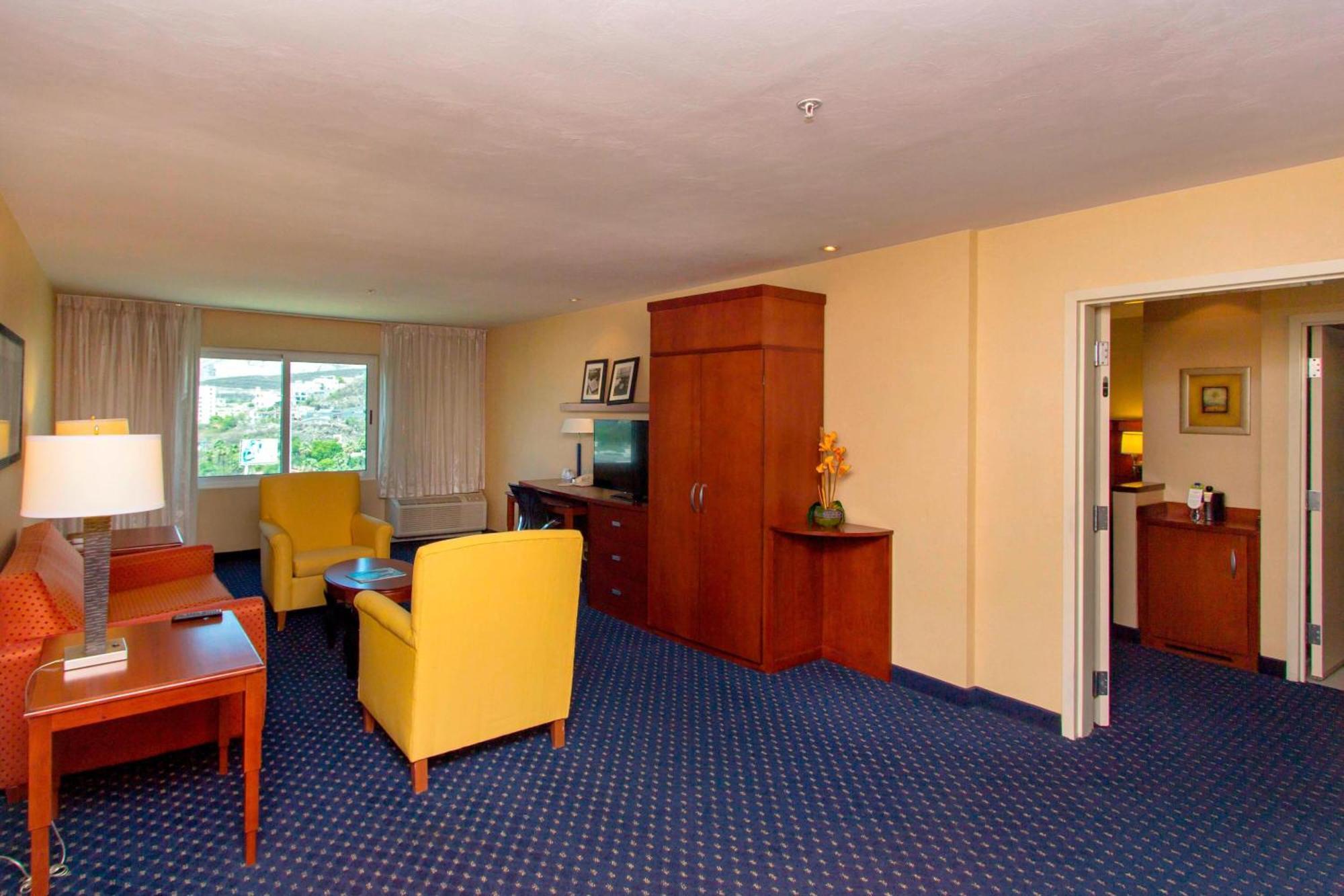 Courtyard Monterrey San Jeronimo Hotel Екстериор снимка
