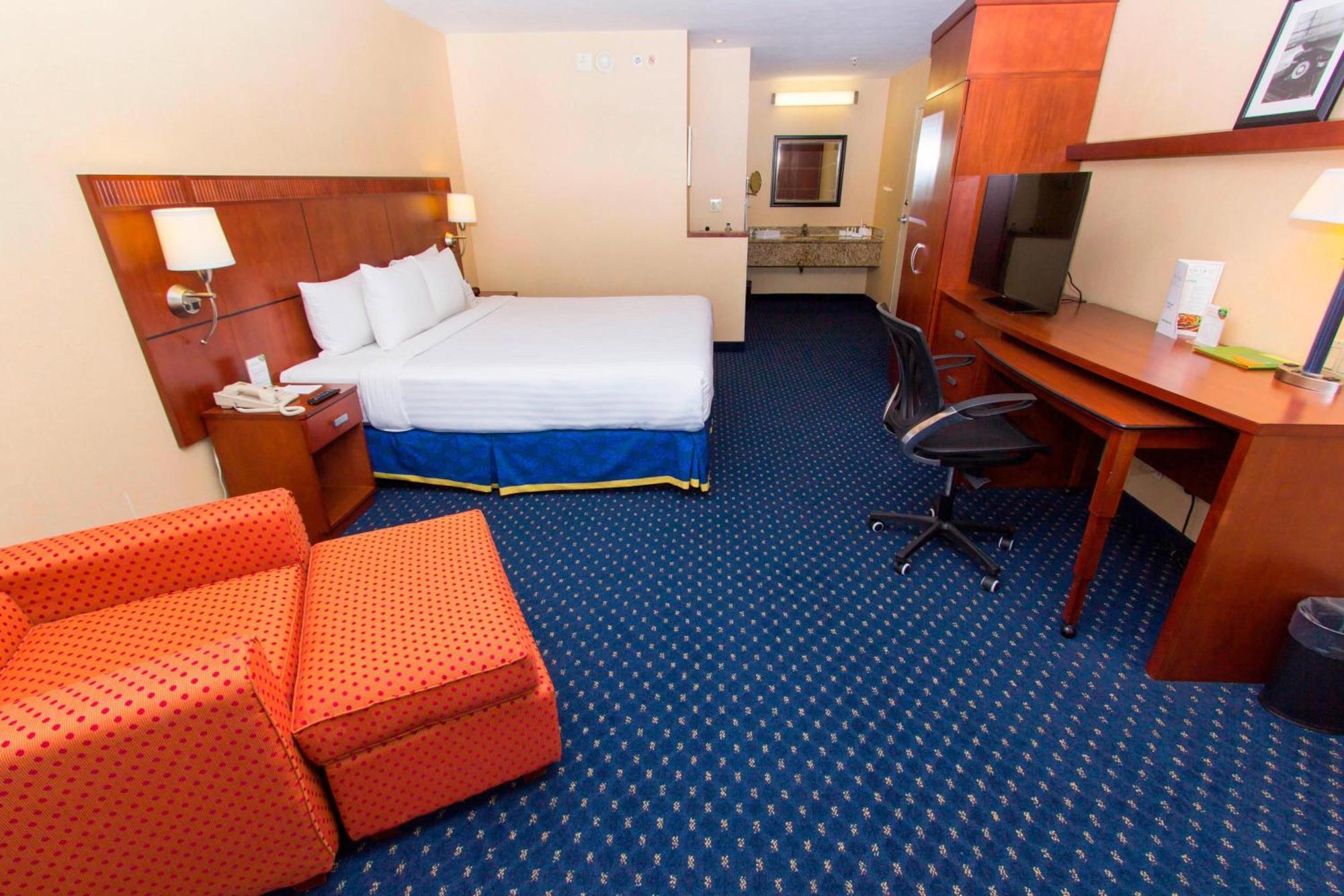 Courtyard Monterrey San Jeronimo Hotel Екстериор снимка